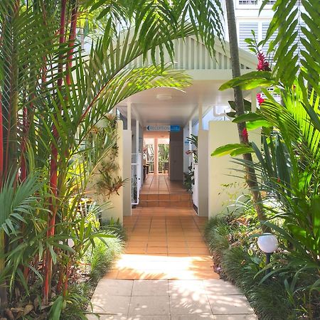 Port Douglas Apartments - Adults Only Oasis מראה חיצוני תמונה